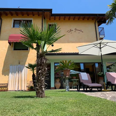 Bed & Breakfast Sandra Sirmione